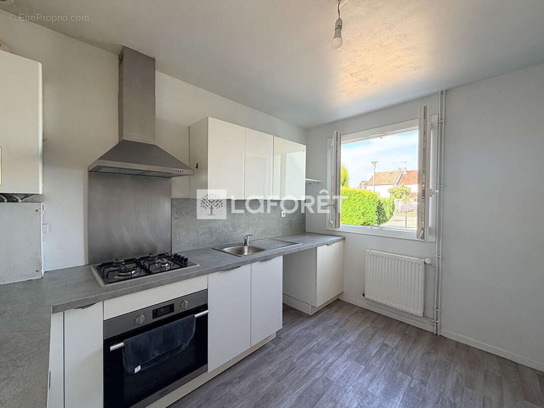 Maison de 5 pièces d'environ 83 m² situé à Sarry - photo 4