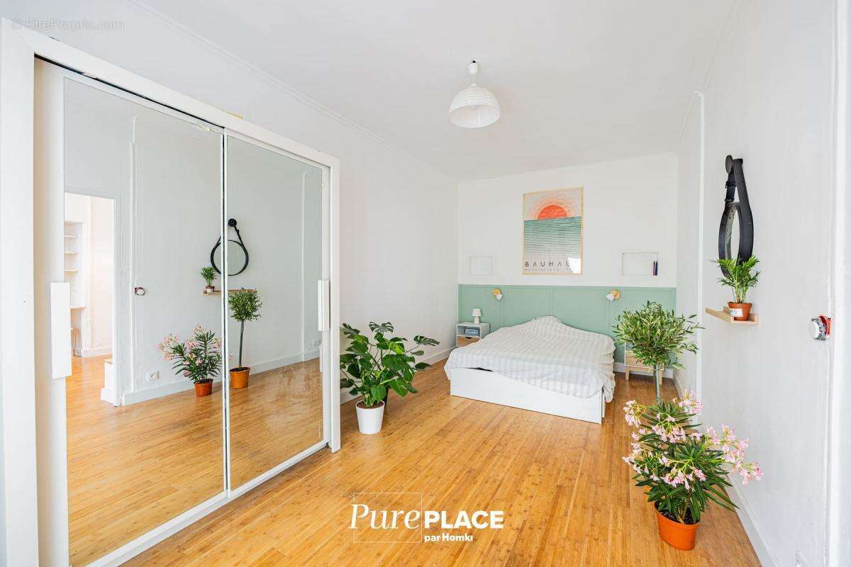 Appartement à PARIS-11E