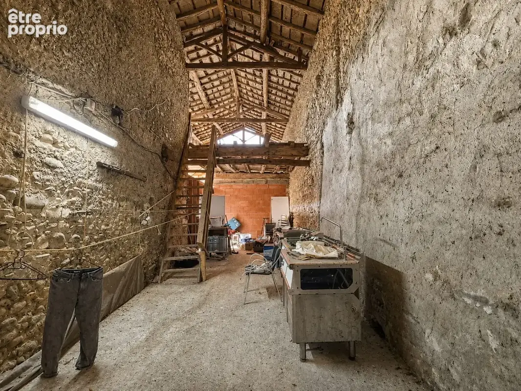 Maison avec local commercial à SAINT GAUDENS (31) - photo 22