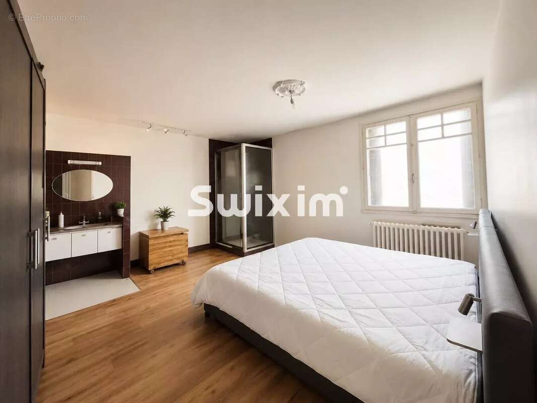 Maison 150 m² à Lons-Le-Saunier  - photo 5