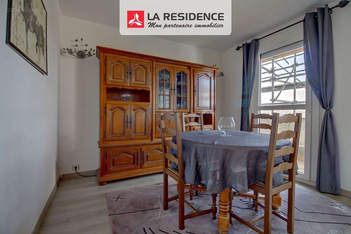 Appartement à LES MUREAUX