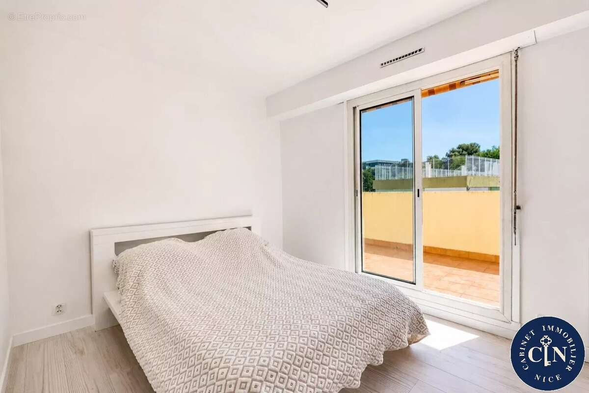 Appartement 93 m² à Nice  - photo 4