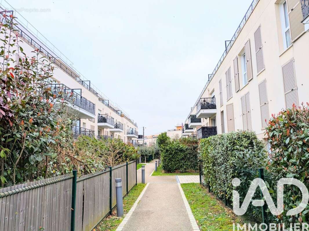 Photo 9 - Appartement à PONTAULT-COMBAULT