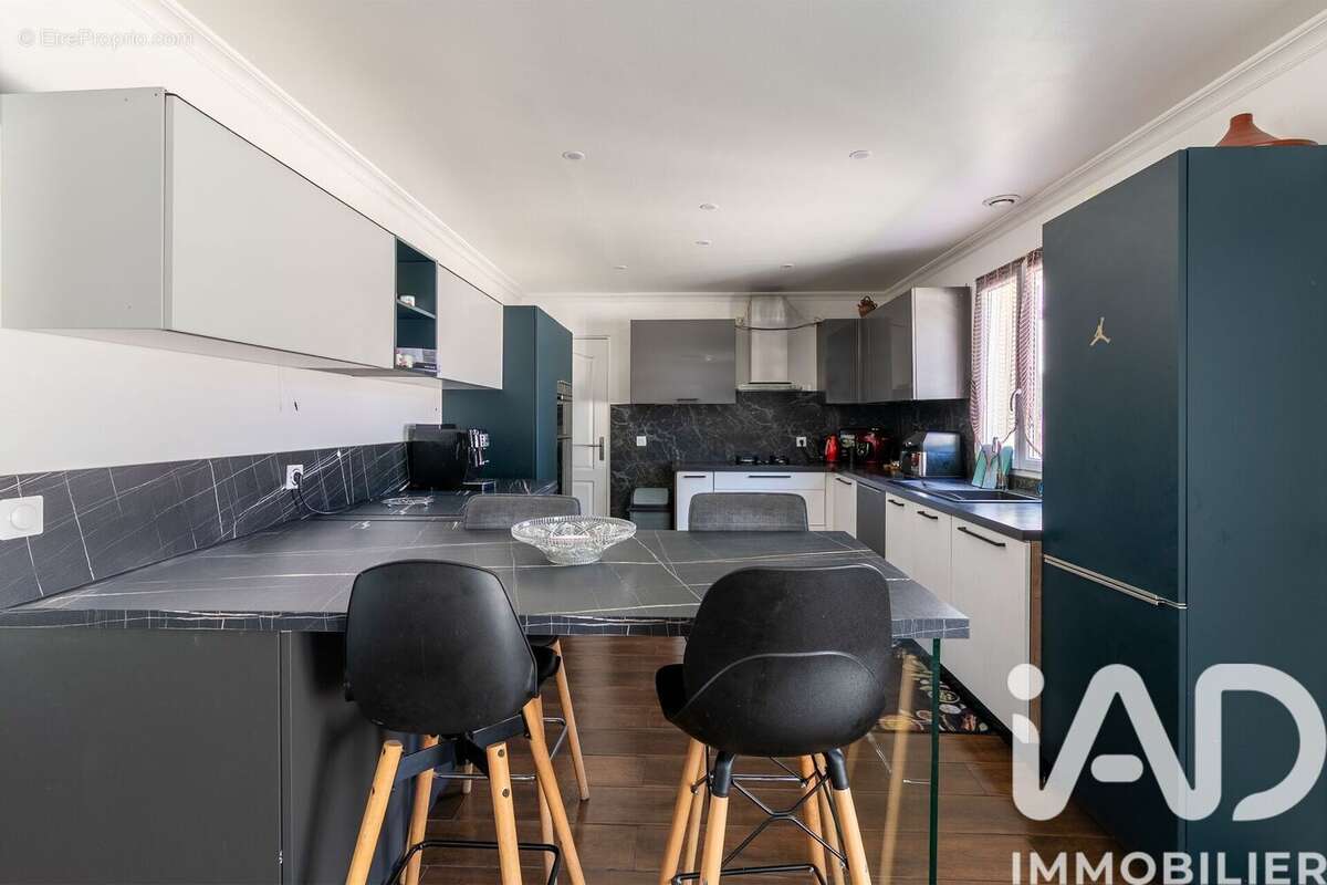Maison 105 m² à Lagny-Sur-Marne  - photo 5