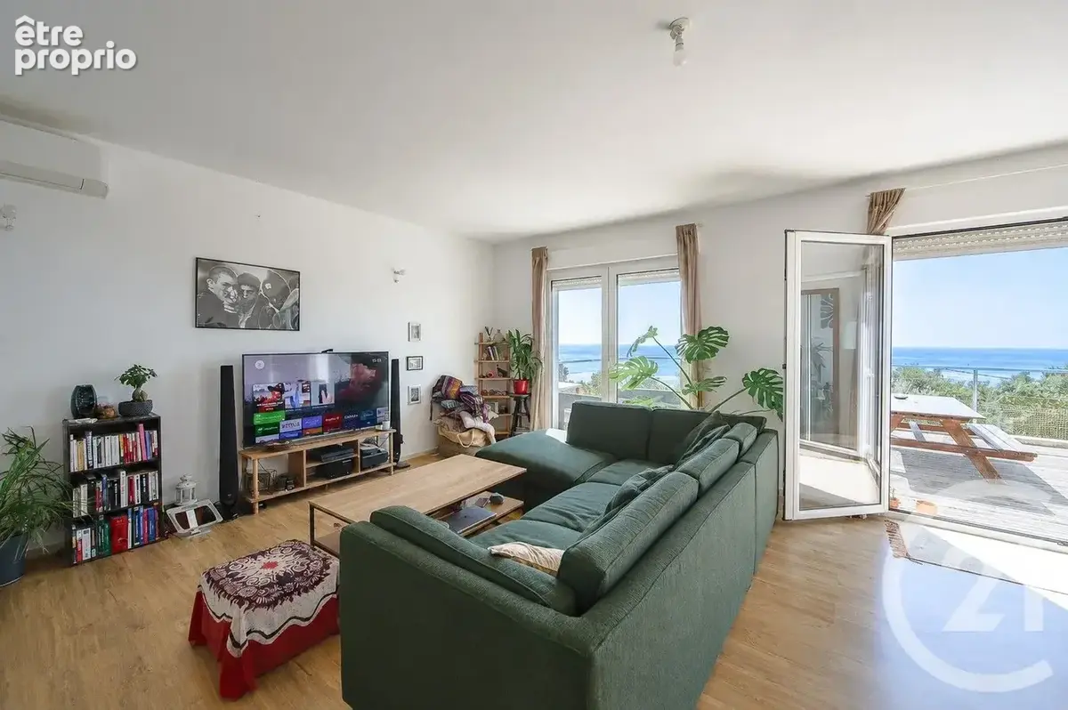 Appartement 10 pièces 250 m² à vendre à Santa-Maria-Di-Lota (20200) - photo 2
