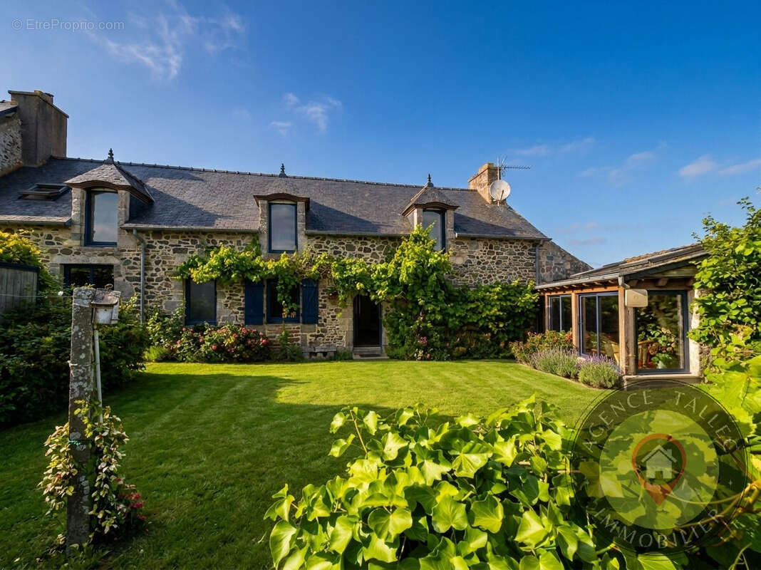 Maison à vendre à erquy - longère en pierres proche de la plage de caroual - photo 2