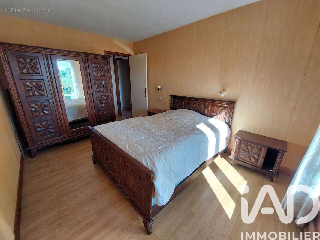 Maison 160 m² à Montazeau  - photo 7