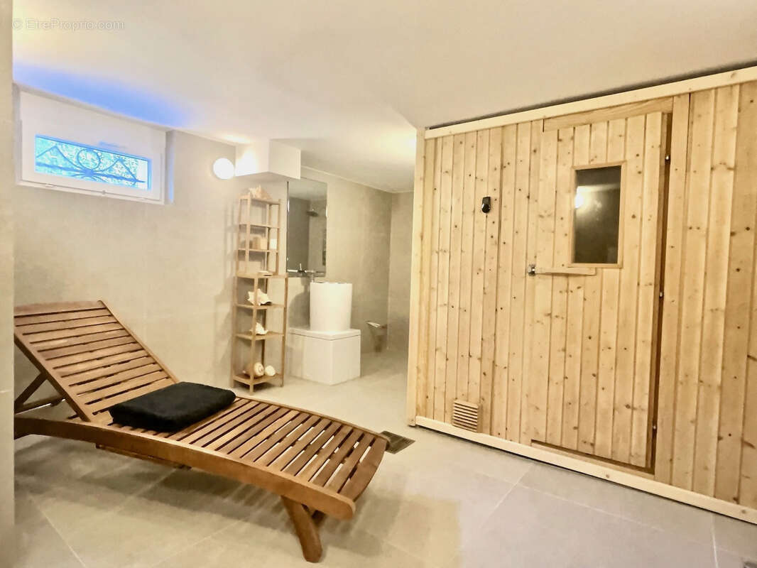 Maison à DIVONNE-LES-BAINS