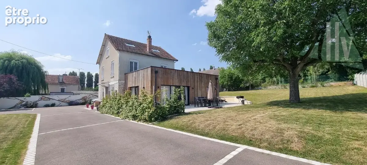 Maison de ville - 216 m2 - Provins - photo 3
