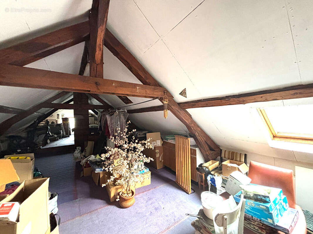 Maison à SAINT-NICOLAS-DE-LA-TAILLE