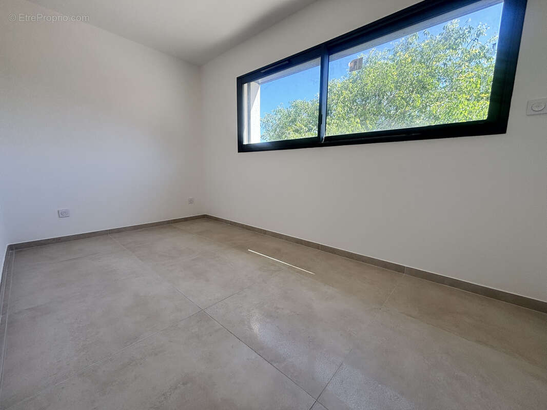 Appartement à CARRY-LE-ROUET
