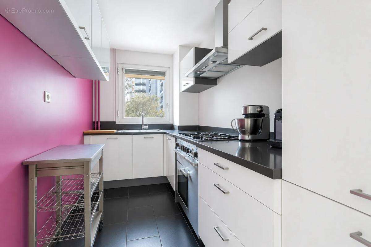 Appartement à PARIS-19E