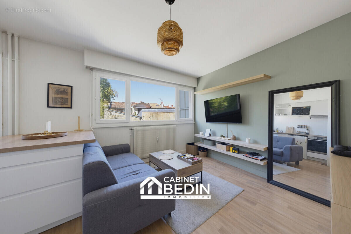Appartement à BORDEAUX
