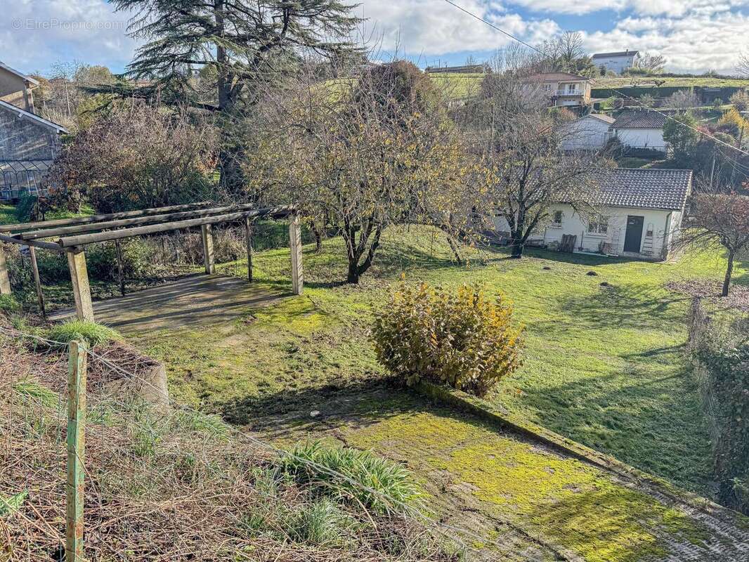 Maison 200 m² à Sainte-Croix-Du-Mont  - photo 8