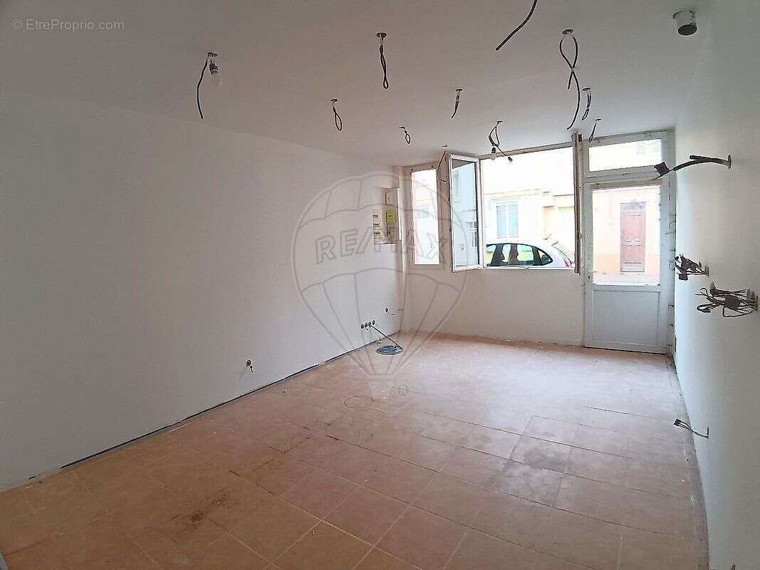 Appartement à SAINT-LAURENT-SUR-SAONE