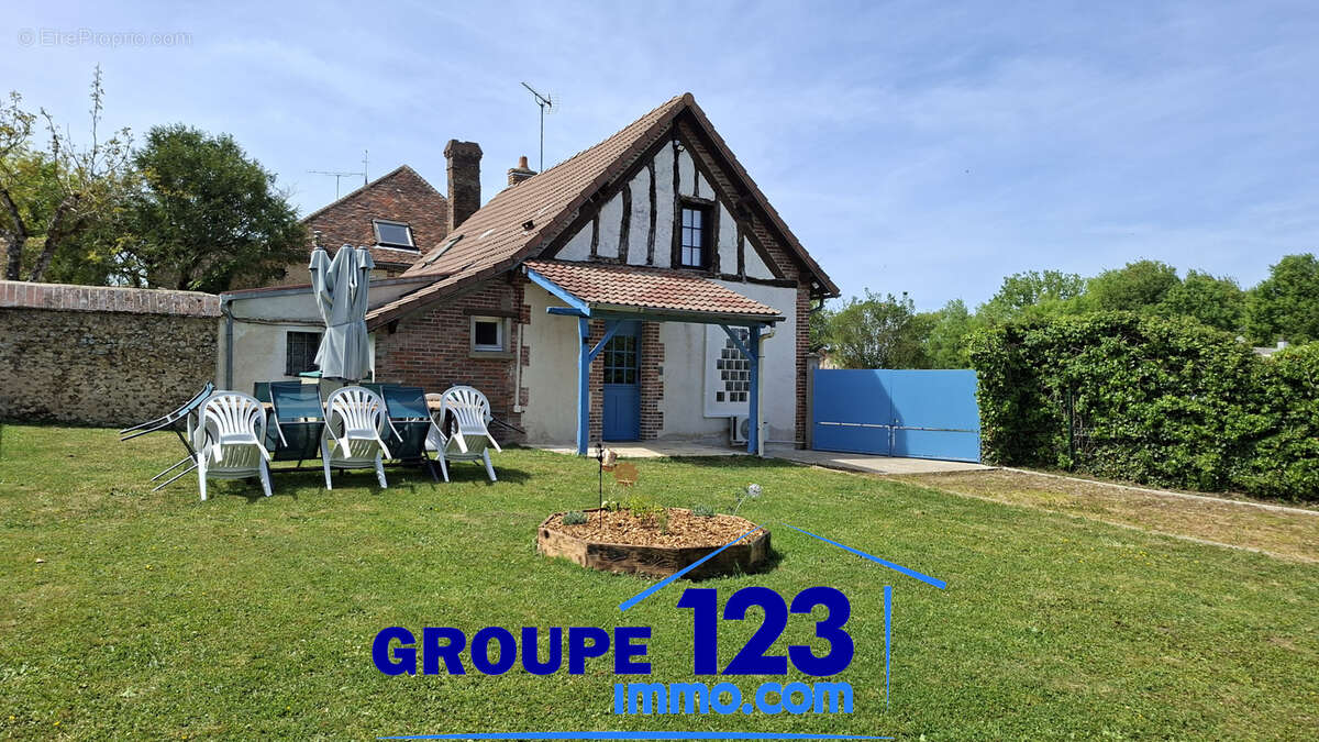 Maison à CHAMBEUGLE