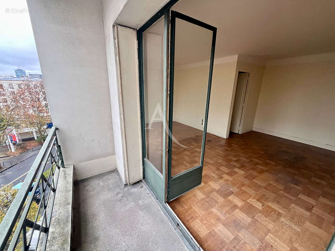 Appartement à ISSY-LES-MOULINEAUX