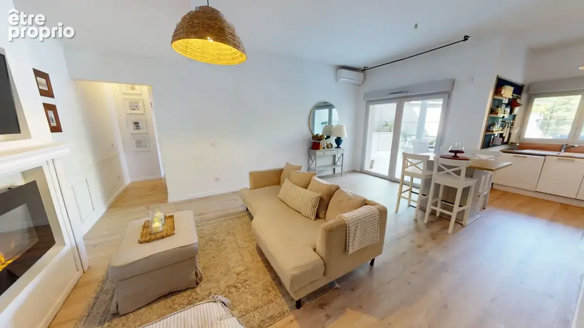Appartement à LE CHAMP-PRES-FROGES