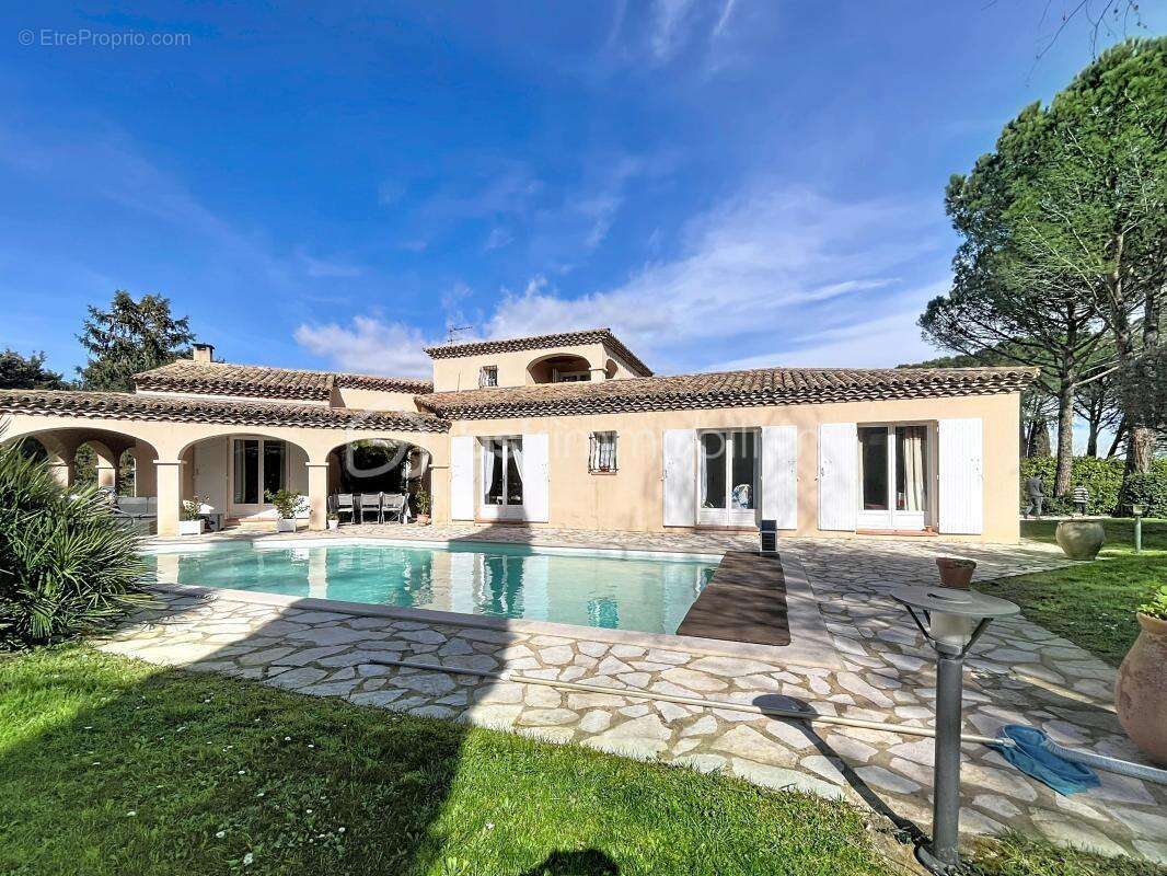 Maison à NIMES