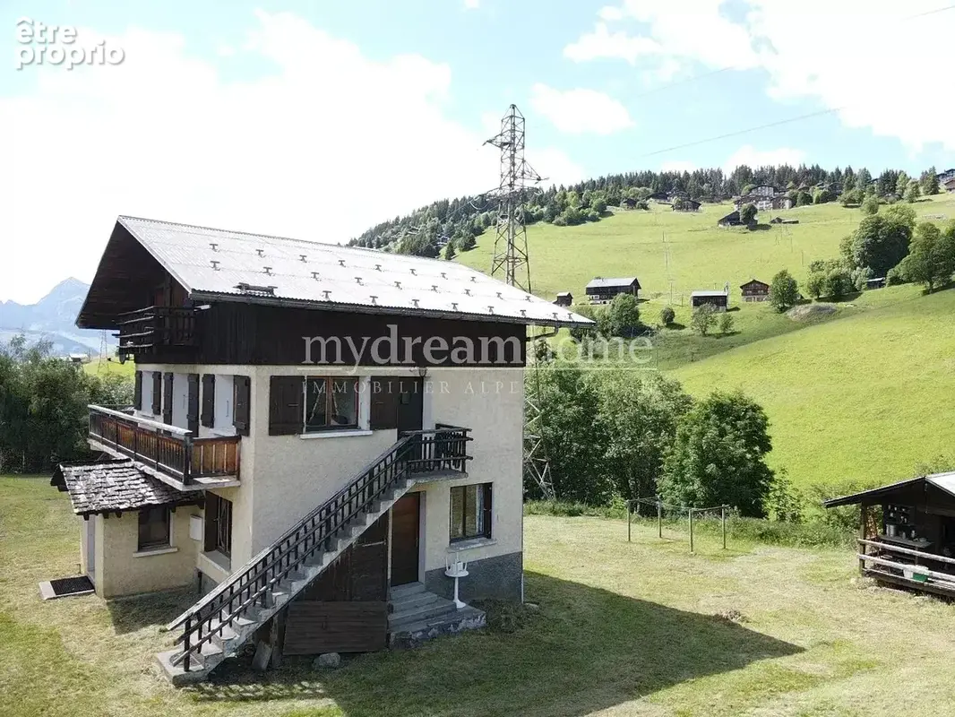 À VENDRE – Ensemble immobilier de 3 chalets à Notre Dame de Bellecombe (73590) - photo 39