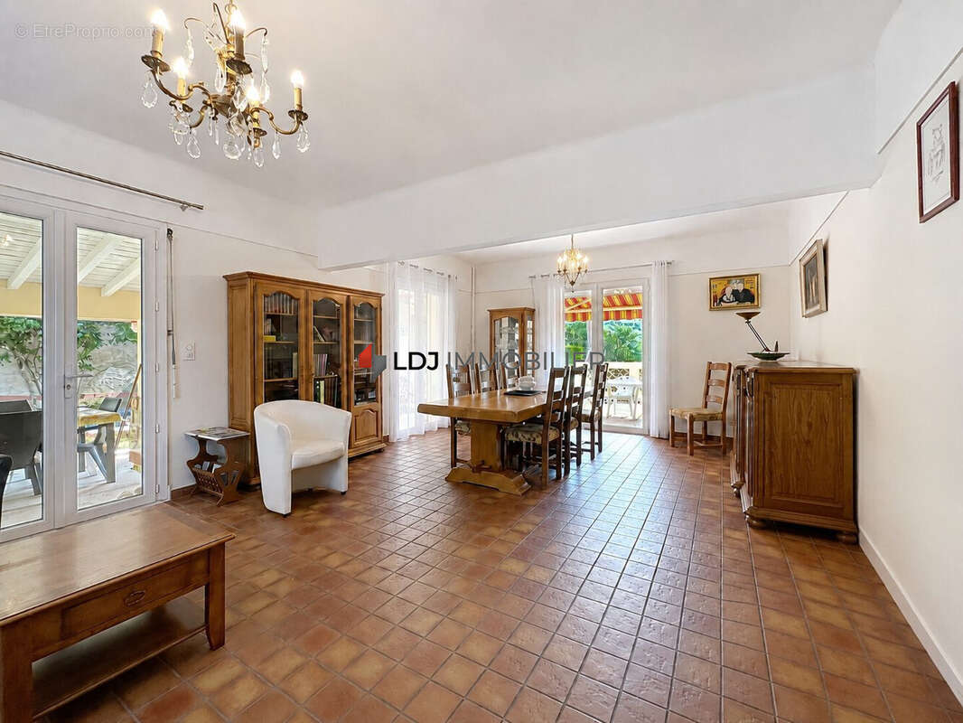 Maison 131 m² à Vernet-Les-Bains  - photo 2