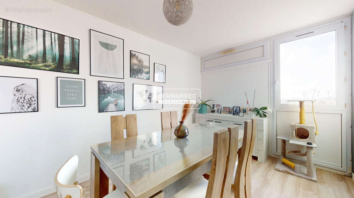 Appartement à REZE