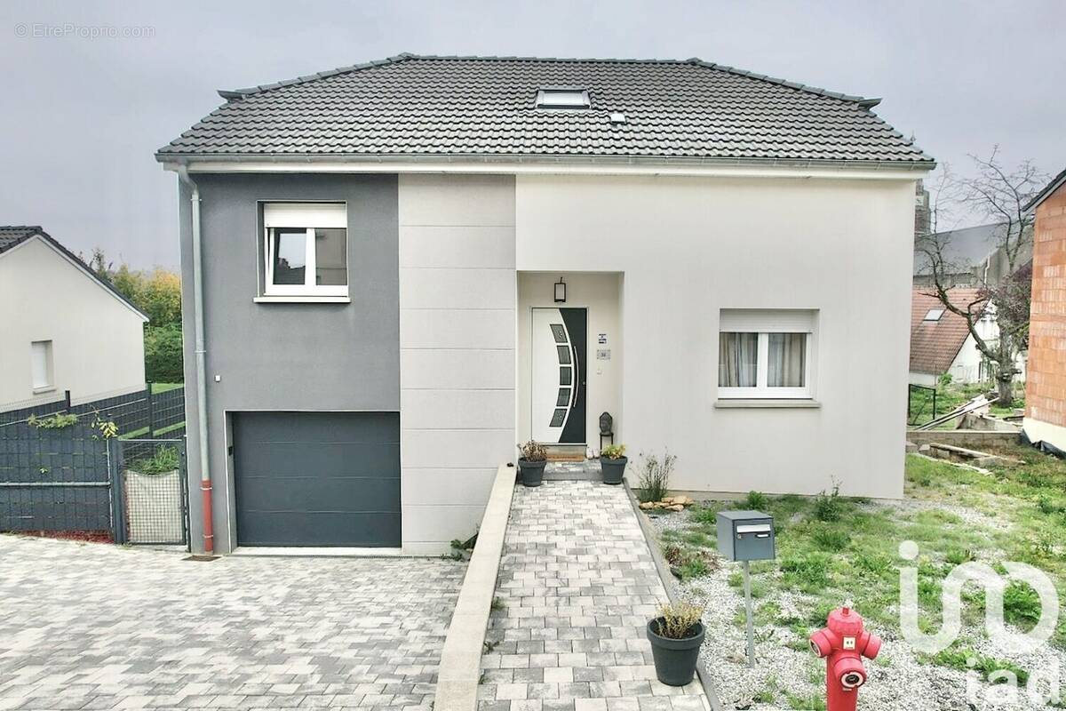 Photo 1 - Maison à HUSSIGNY-GODBRANGE
