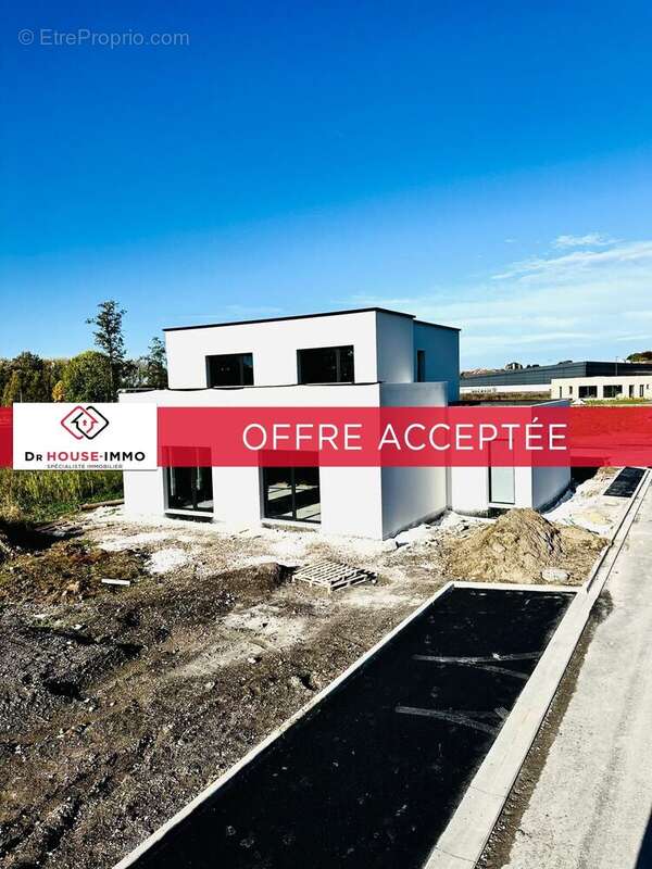 Maison à SAINT-AMAND-LES-EAUX