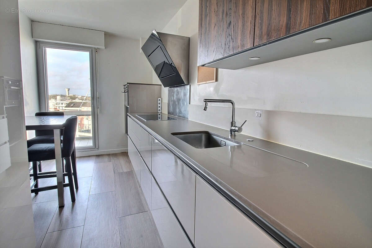 Appartement à MONTIGNY-LE-BRETONNEUX