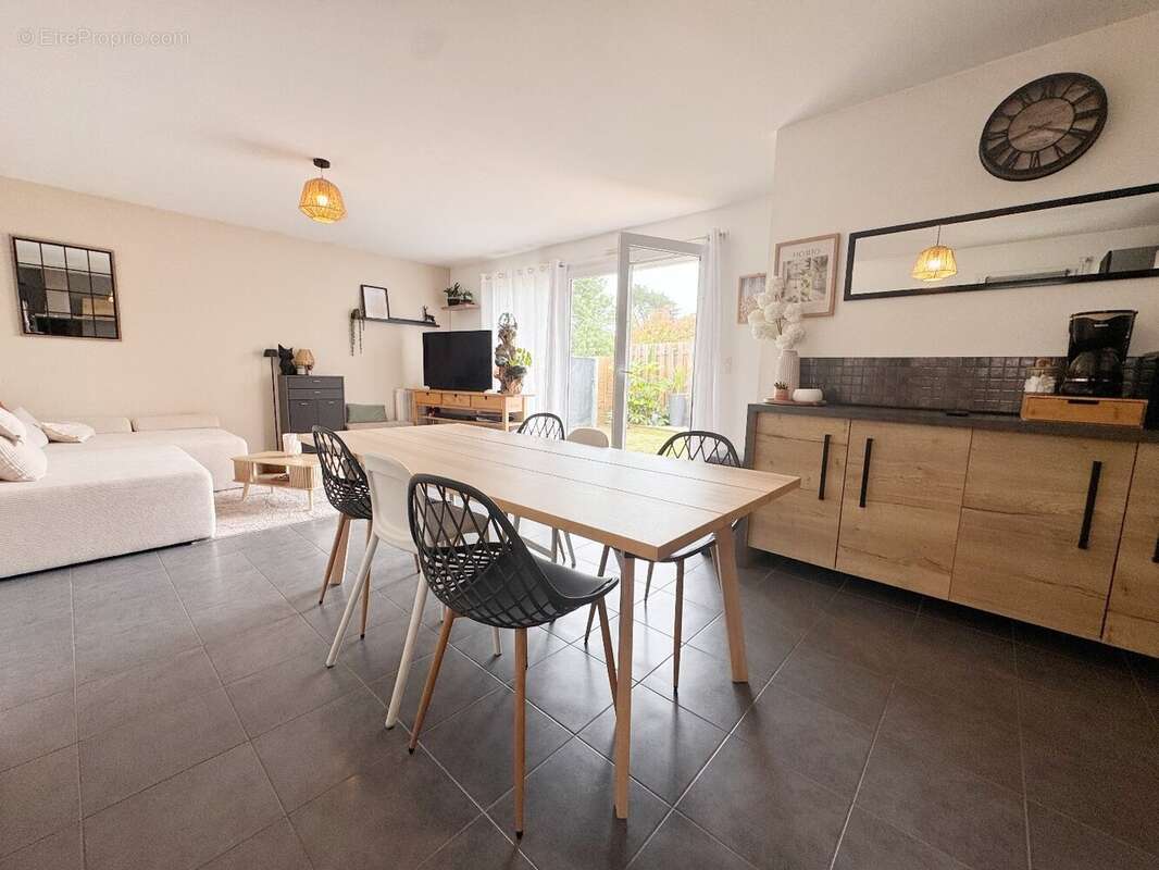 Maison à LES SORINIERES