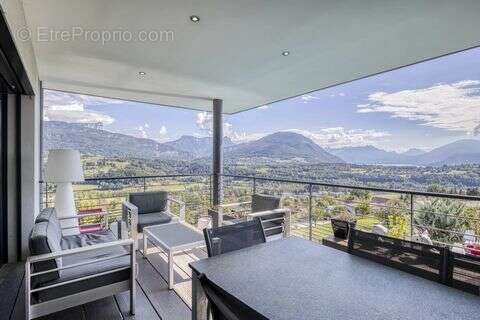 Maison 280 m² à Annecy  - photo 3