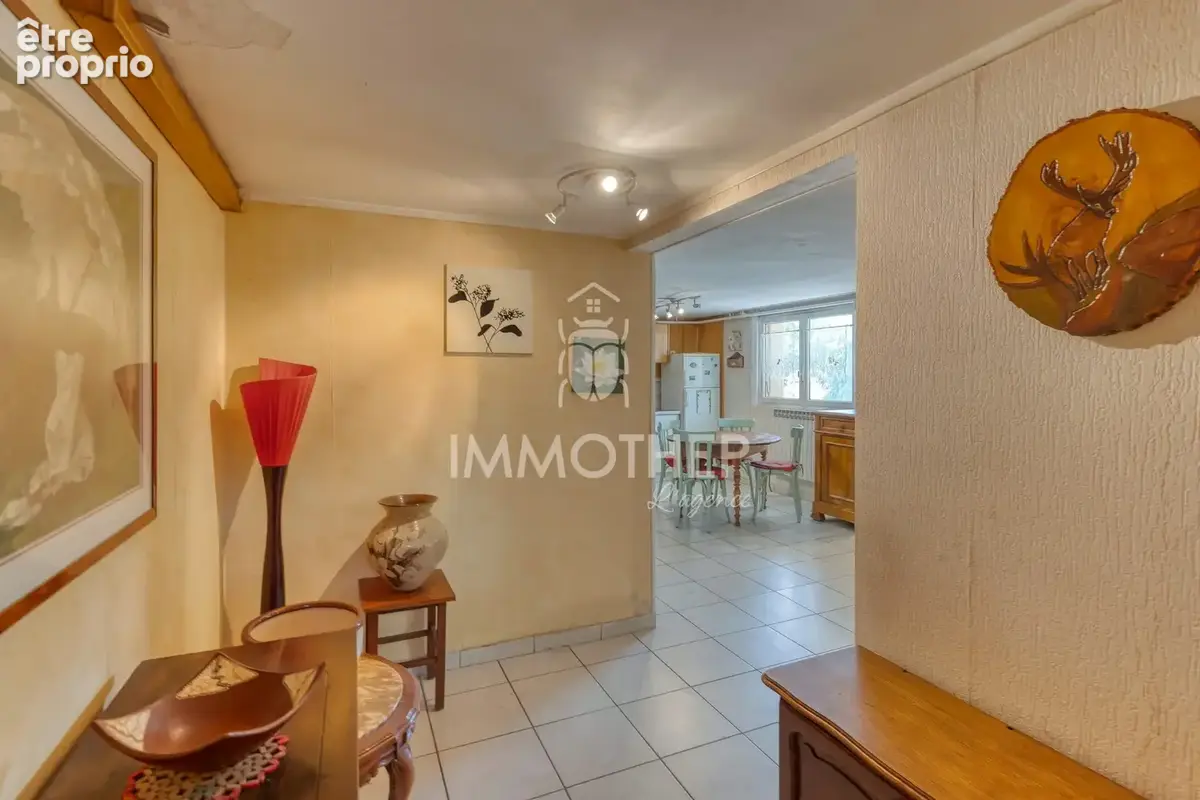 Maison 153 m² à Vizille  - photo 4