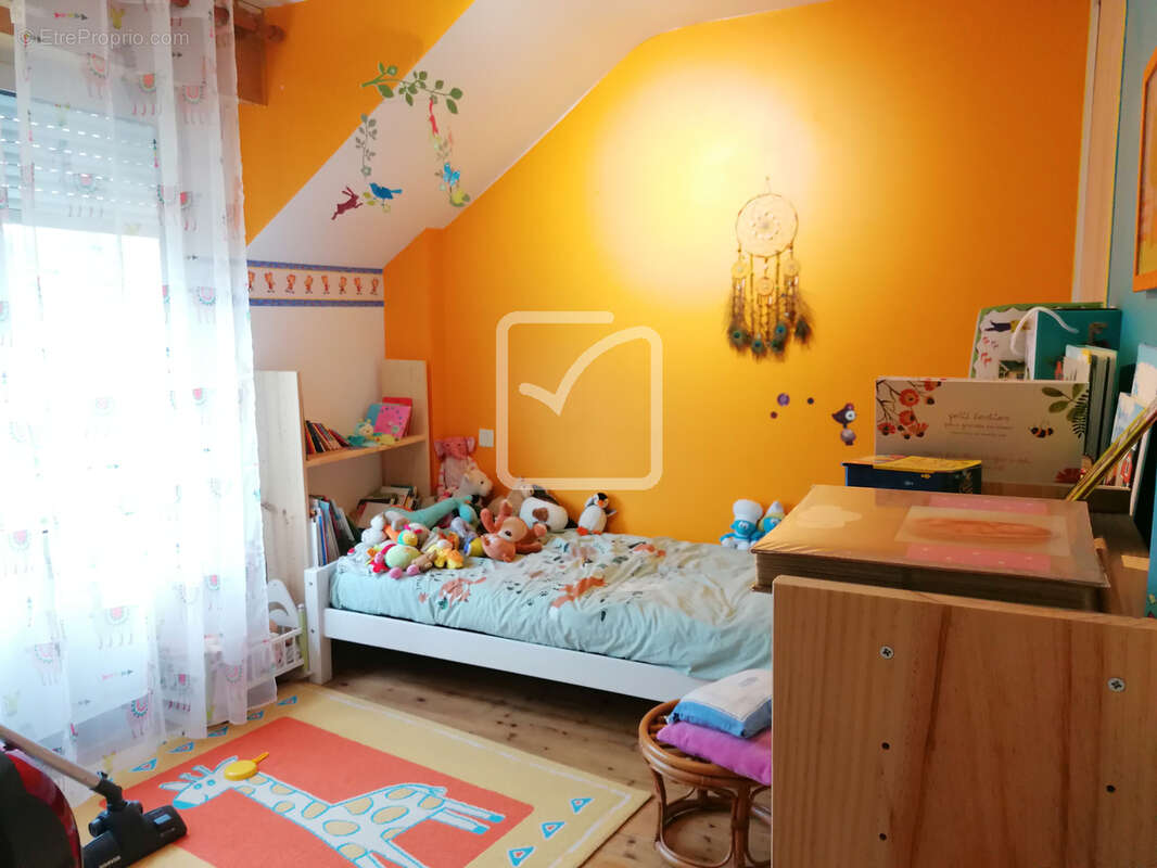 maison 142 m2 CAMPENEAC - photo 8