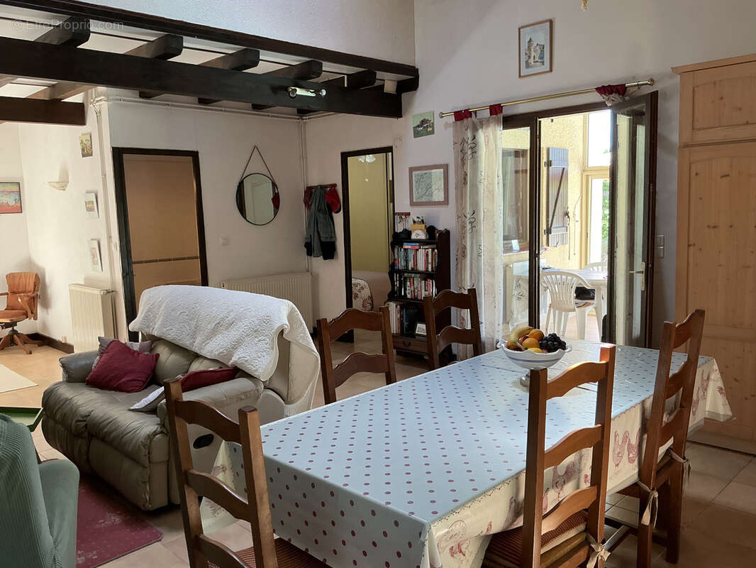 Maison de plain pied avec piscine - photo 10