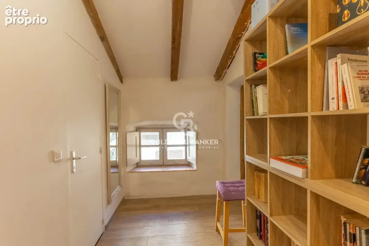 Muro – Charmant T4 rénové avec balcon - vue montagnes & village - photo 19