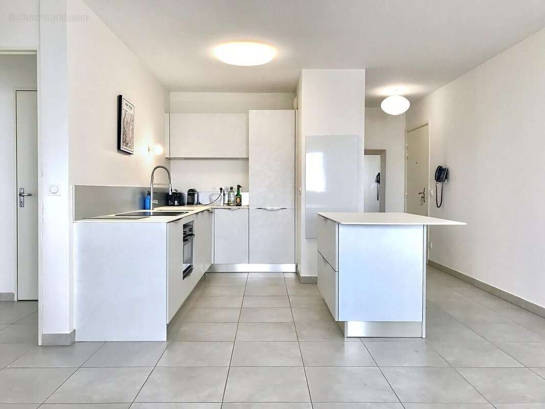 Photo 4 - Appartement à MARSEILLE-15E