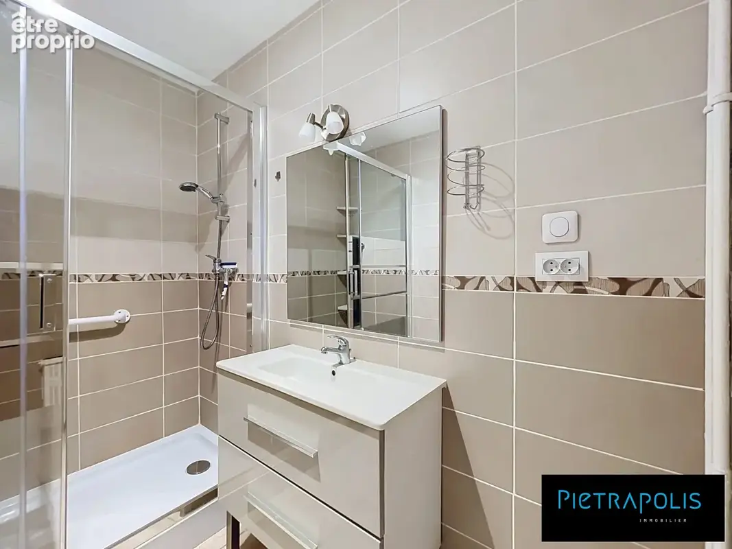 Appartement 3 pièces 68 m² à vendre à Villeurbanne (69100) - photo 9