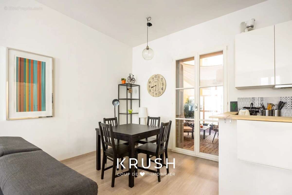 Appartement à MARSEILLE-2E