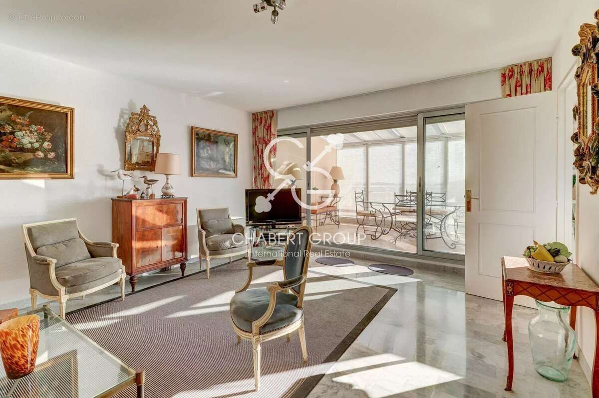 Appartement à VILLEFRANCHE-SUR-MER