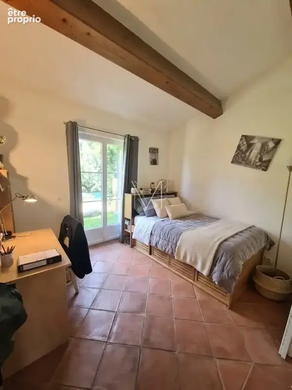 Maison de famille au calme sur grand terrain arbore avec piscine a debordement - photo 7