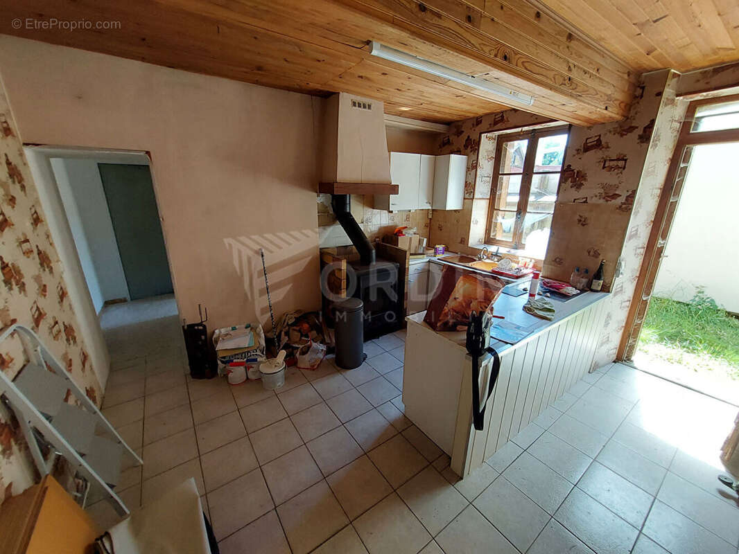Maison de village 2 à 4 chambres. - photo 2