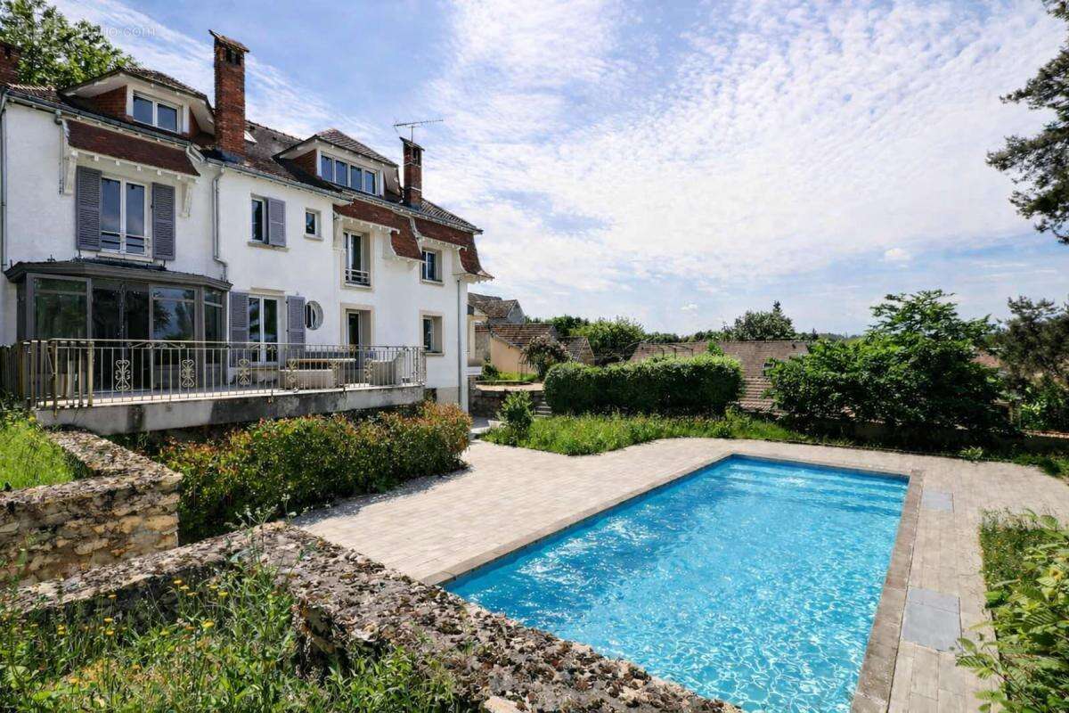 Maison à MONTFORT-L'AMAURY