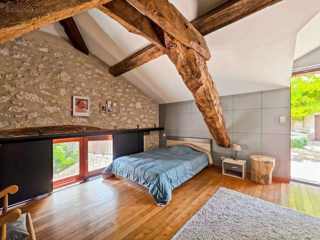 Maison à LAROQUE-TIMBAUT