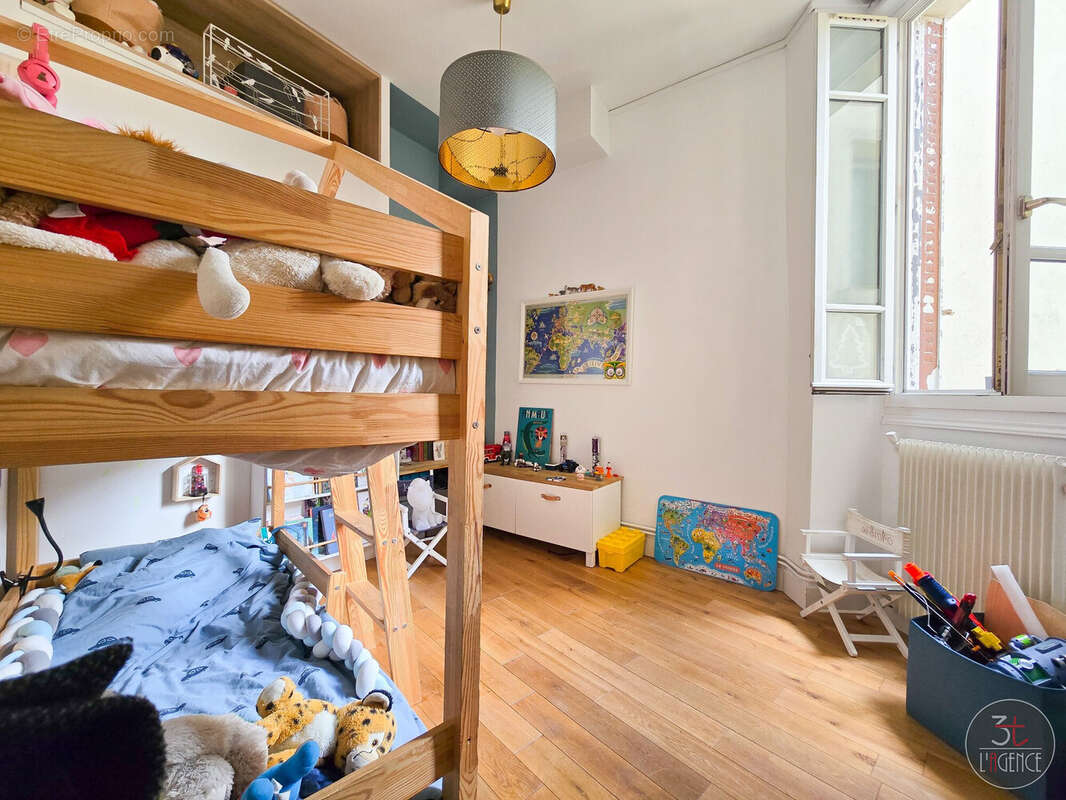 Appartement à FONTENAY-SOUS-BOIS