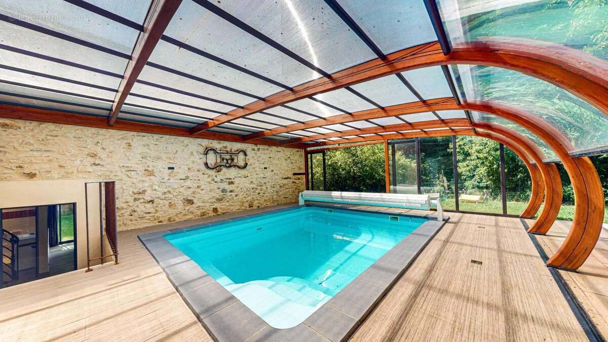 Domaine de caractère de 680 m² , 4,6 ha,  deux piscines et à 20 min de Carcassonne - photo 10