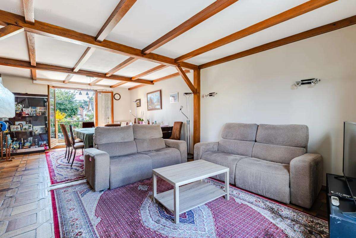 Maison à PIERREFITTE-SUR-SEINE