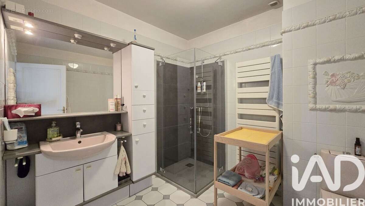 Photo 8 - Maison à VENABLES