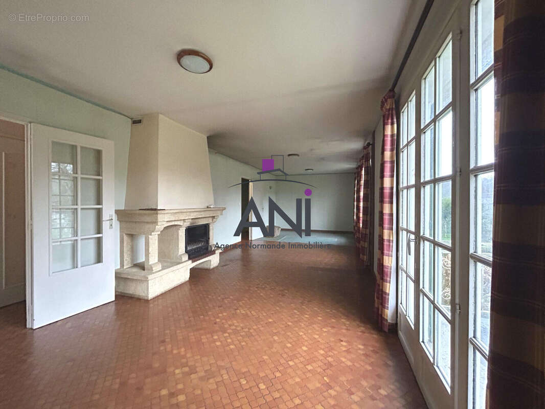 Maison à VAL-DE-SAANE