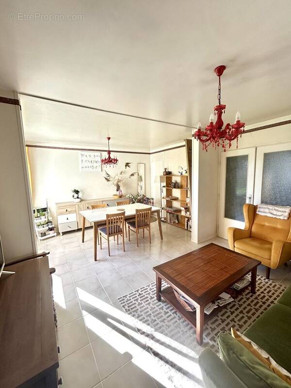 Appartement à MONTIGNY-LE-BRETONNEUX