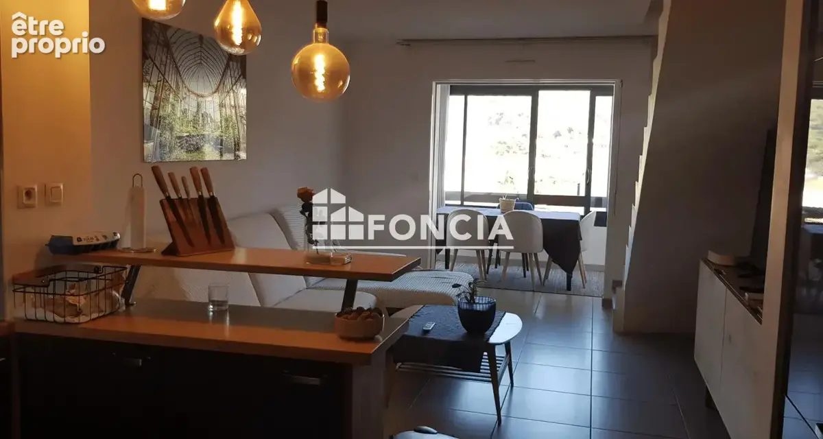 T3 en duplex, dernier étage, moderne avec 3 terrasses ! - photo 2